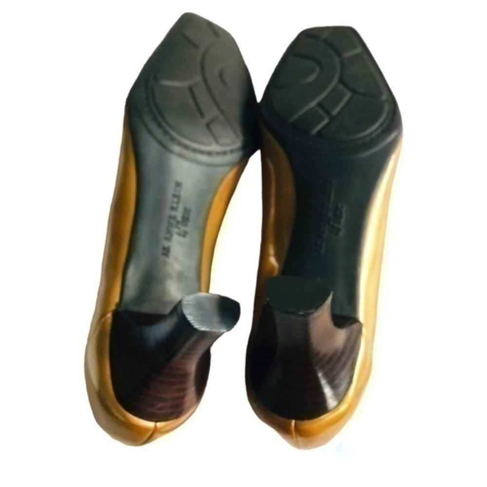 Anne Klein Golden Shoes Size 7M - Picture 7 of 7